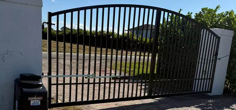 Driveway Fence Repair Geneva